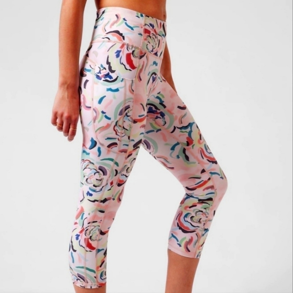 Athleta Leggings Ultimate Stash II Capri M